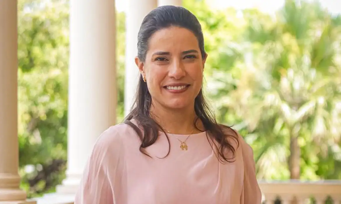Raquel Lyra: continuidade administrativa e desenvolvimento como eixos do governo de Pernambuco